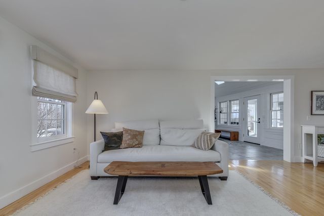 24 Moran Road, Hopkinton, NH 03229