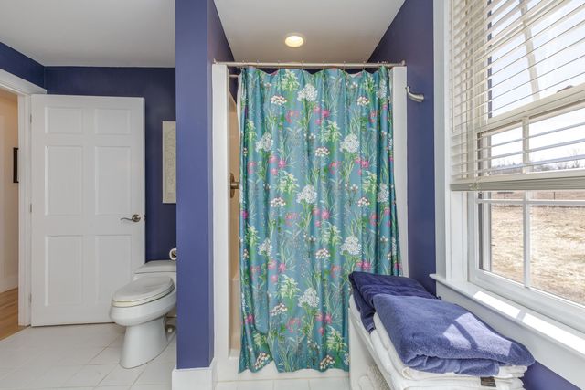 24 Moran Road, Hopkinton, NH 03229