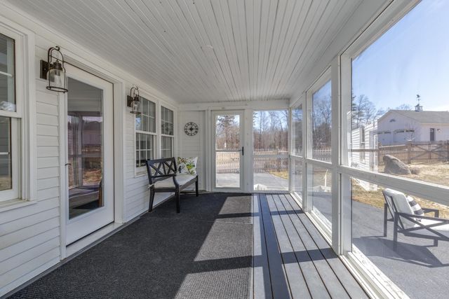 24 Moran Road, Hopkinton, NH 03229