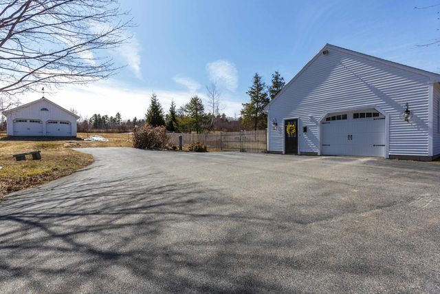 24 Moran Road, Hopkinton, NH 03229