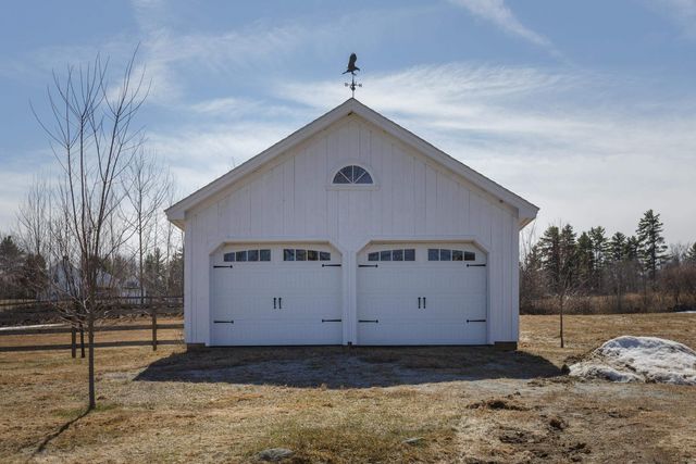 24 Moran Road, Hopkinton, NH 03229