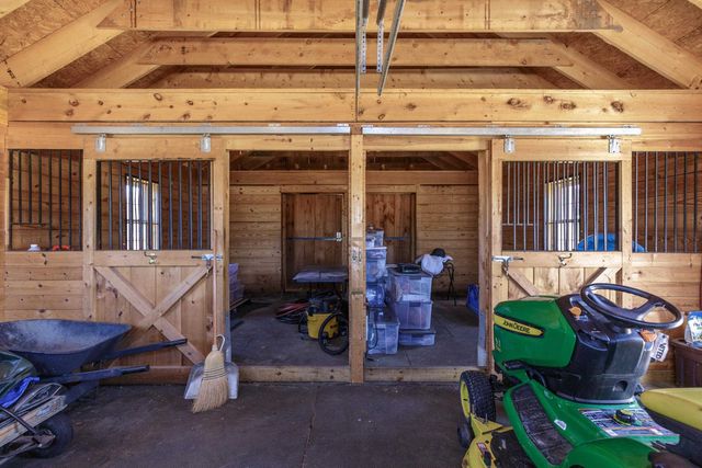 24 Moran Road, Hopkinton, NH 03229