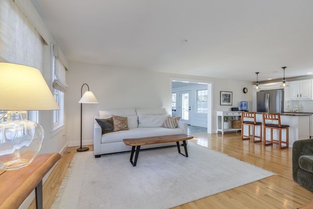 24 Moran Road, Hopkinton, NH 03229