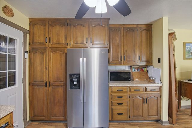 12097 Lisa Avenue NW, Hartville, OH 44632