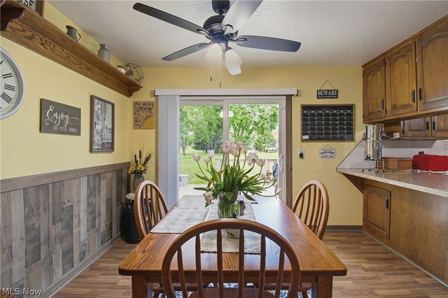 12097 Lisa Avenue NW, Hartville, OH 44632