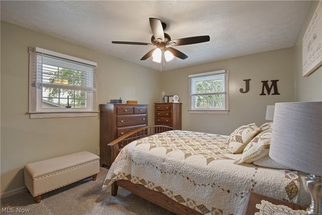 12097 Lisa Avenue NW, Hartville, OH 44632