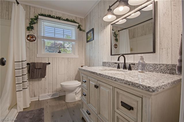 12097 Lisa Avenue NW, Hartville, OH 44632