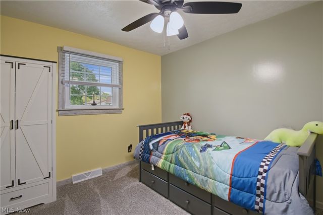 12097 Lisa Avenue NW, Hartville, OH 44632