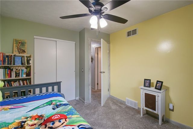 12097 Lisa Avenue NW, Hartville, OH 44632