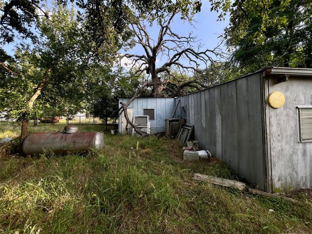 510 Beaver ST, Tow, TX 78672