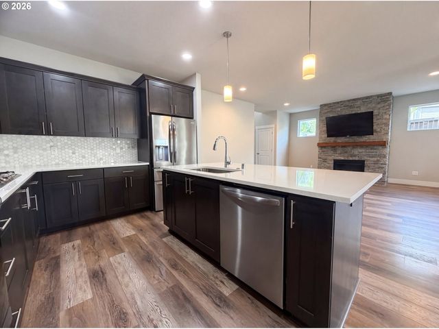 2602 S 11TH Ct, Ridgefield, WA 98642