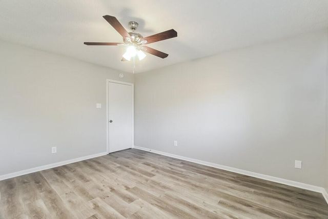 4923 Bayboro Park Drive, Friendswood, TX 77546