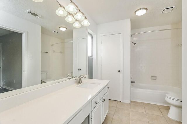 4923 Bayboro Park Drive, Friendswood, TX 77546