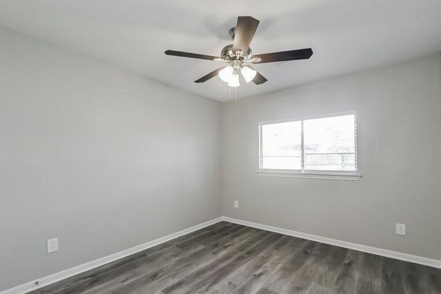4923 Bayboro Park Drive, Friendswood, TX 77546