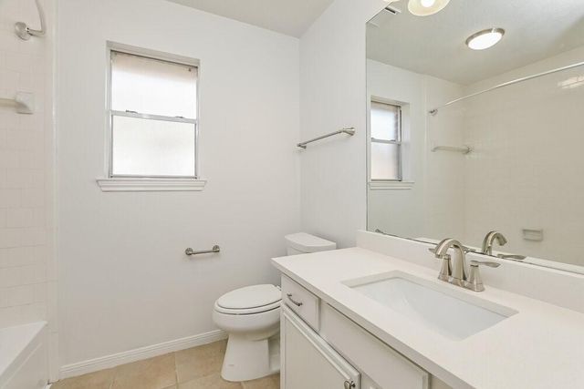 4923 Bayboro Park Drive, Friendswood, TX 77546