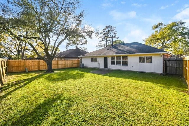 4923 Bayboro Park Drive, Friendswood, TX 77546