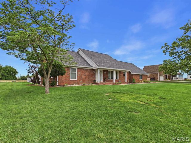 1228 Cardinal Drive, East Alton, IL 62024