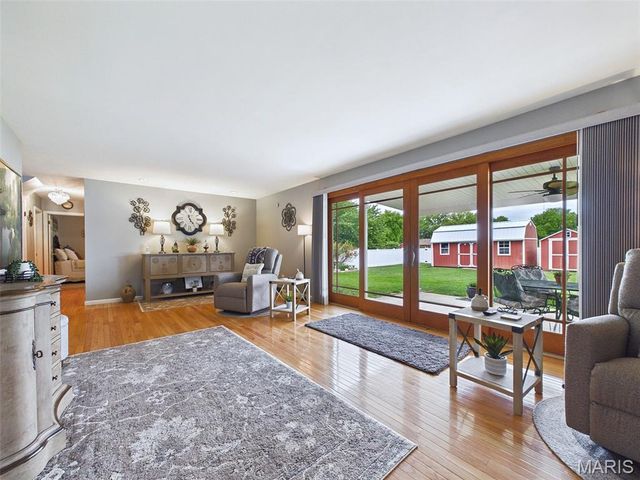 1228 Cardinal Drive, East Alton, IL 62024