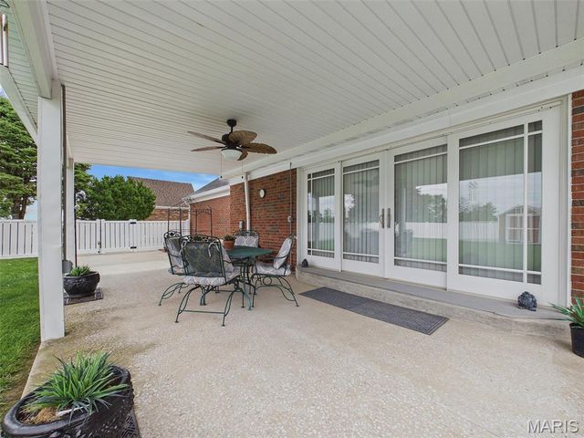 1228 Cardinal Drive, East Alton, IL 62024