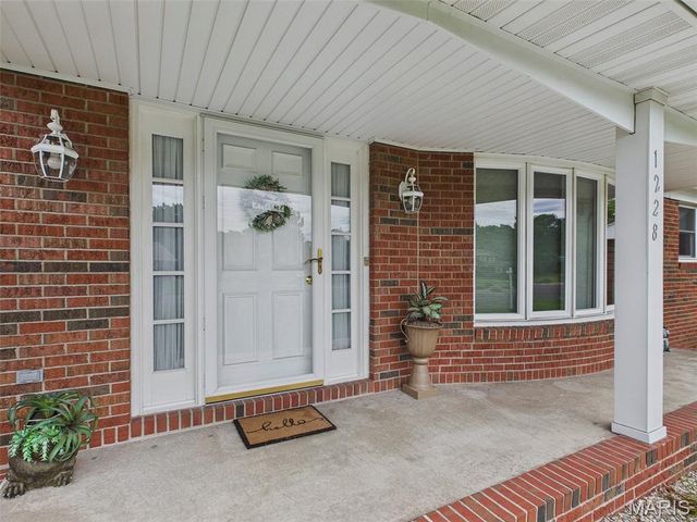 1228 Cardinal Drive, East Alton, IL 62024