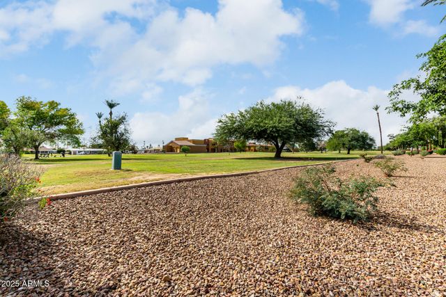 10821 N FAIRWAY Court E, Sun City, AZ 85351