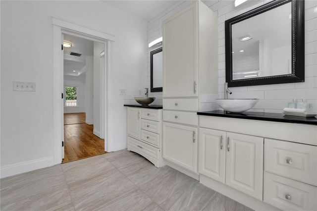 2373 Temple Johnson Road, Snellville, GA 30078