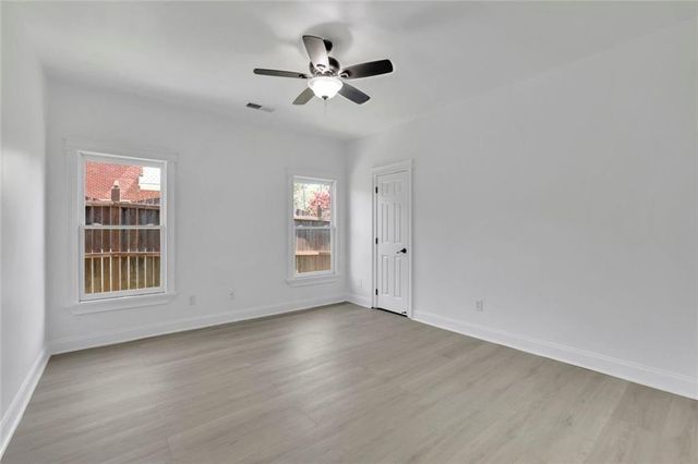 2373 Temple Johnson Road, Snellville, GA 30078