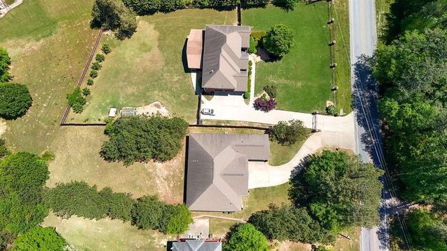 2373 Temple Johnson Road, Snellville, GA 30078