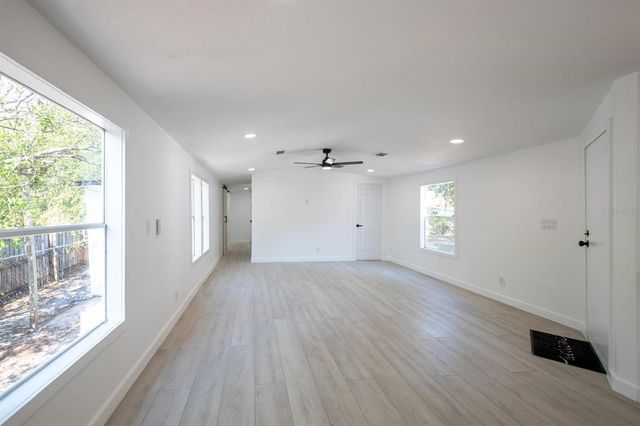 5907 SUSSEX COURT, Tampa, FL 33615