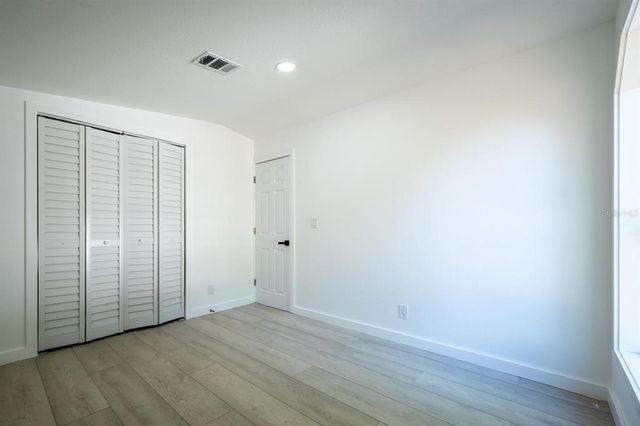 5907 SUSSEX COURT, Tampa, FL 33615