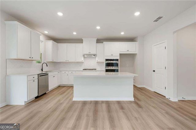 136 Serenade Creek Road, Mcdonough, GA 30252