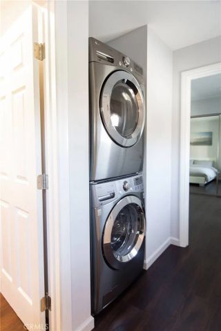 239 W Hillcrest, Inglewood, CA 90301