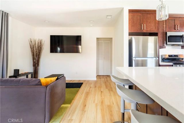 239 W Hillcrest, Inglewood, CA 90301