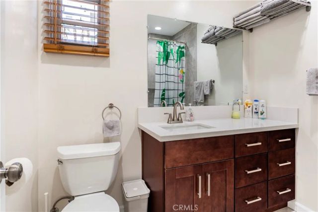 239 W Hillcrest, Inglewood, CA 90301