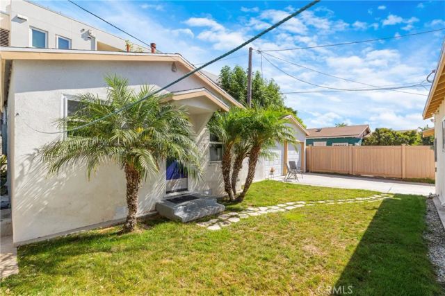 239 W Hillcrest, Inglewood, CA 90301