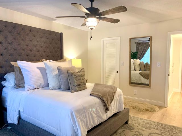 3050 NE 48th Street 205, Fort Lauderdale, FL 33308