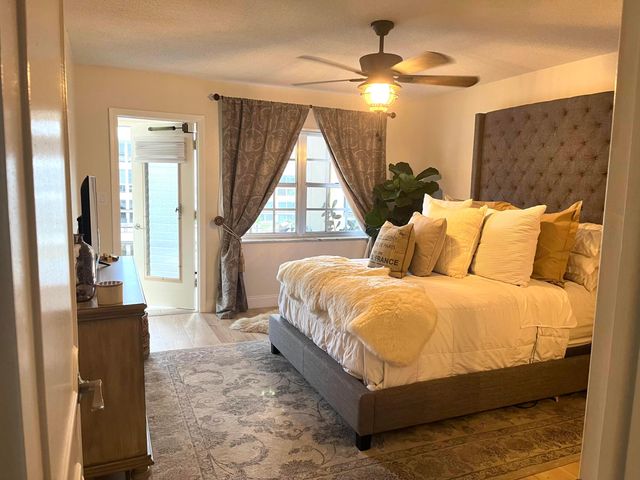 3050 NE 48th Street 205, Fort Lauderdale, FL 33308
