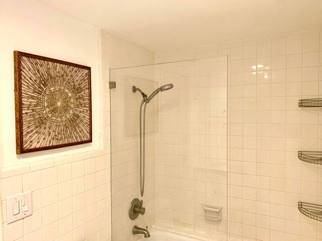 3050 NE 48th Street 205, Fort Lauderdale, FL 33308