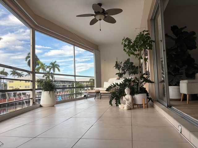 3050 NE 48th Street 205, Fort Lauderdale, FL 33308