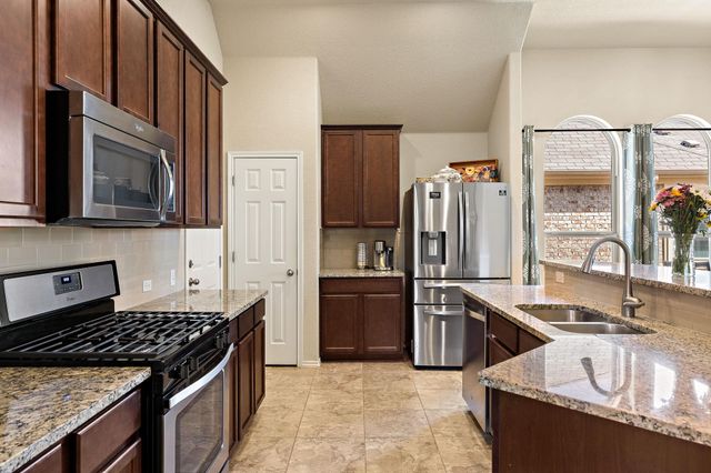 644 Peregrine WAY, Leander, TX 78641