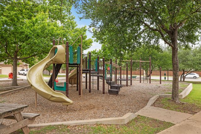 644 Peregrine WAY, Leander, TX 78641