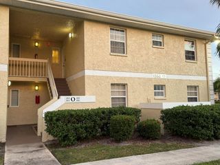 1552 SE Royal Green Circle 201, Port St Lucie, FL 34952