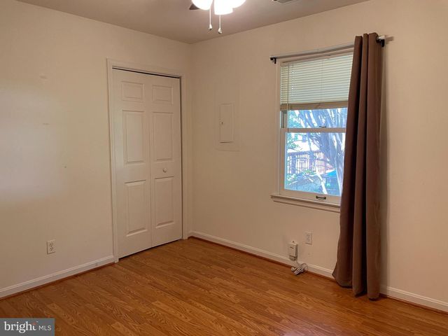 209 EAST CHATHAM STREET, Fredericksburg, VA 22405