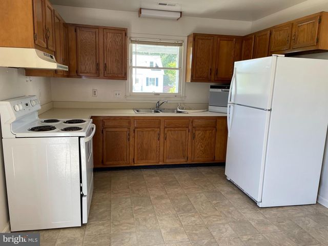 209 EAST CHATHAM STREET, Fredericksburg, VA 22405
