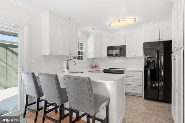 954 BREAKWATER DR, Annapolis, MD 21403