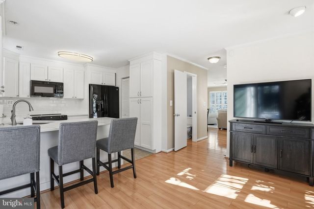 954 BREAKWATER DR, Annapolis, MD 21403