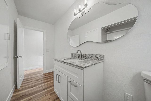 155 Foothill Dr, Sutter Creek, CA 95685