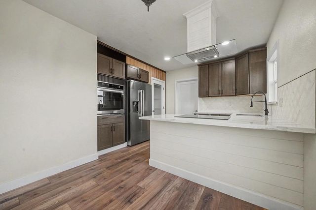 155 Foothill Dr, Sutter Creek, CA 95685