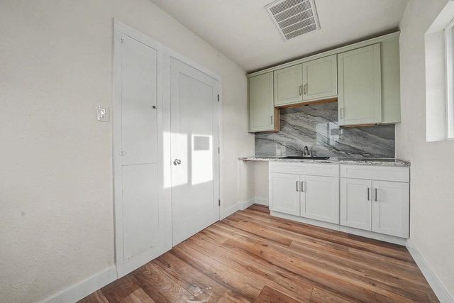 155 Foothill Dr, Sutter Creek, CA 95685