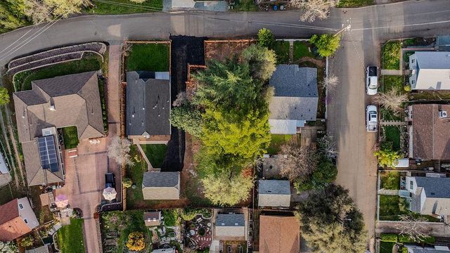 155 Foothill Dr, Sutter Creek, CA 95685